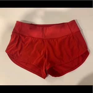 Lululemon Flamenco Red Speed Up 2.5”